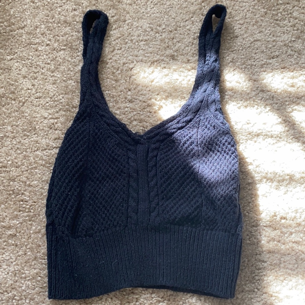 Sweater material cropped tank top